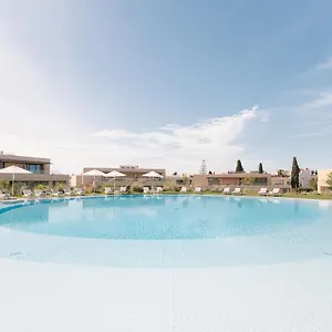 White Shell 4* Porches (Algarve)